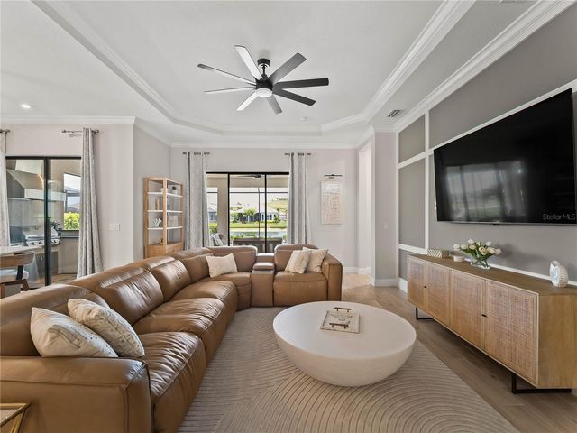 6249 MESA GLEN, Bradenton, FL 34203