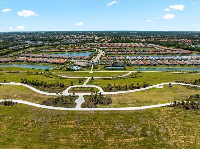 6249 MESA GLEN, Bradenton, FL 34203