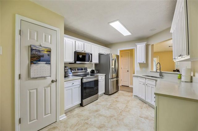 469 Cedar Trail, Winder, GA 30680