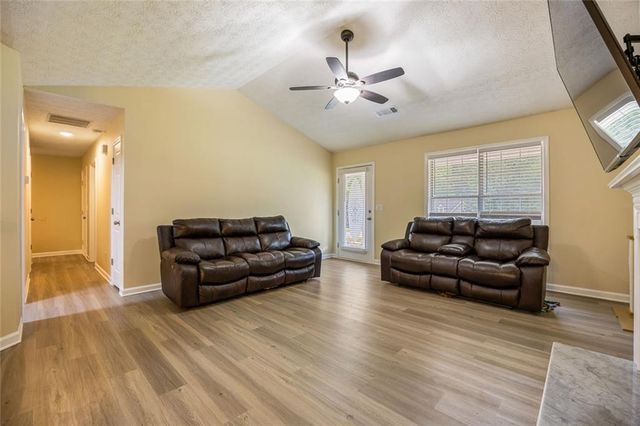 469 Cedar Trail, Winder, GA 30680