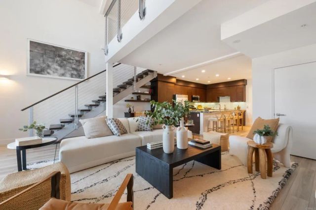 687 S Coast Highway 101 237, Encinitas, CA 92024