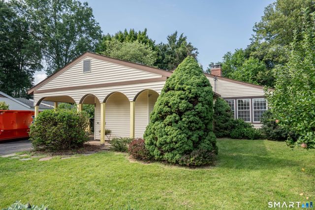 52 Greenhouse Boulevard, West Hartford, CT 06110