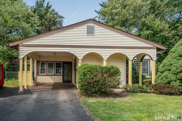 52 Greenhouse Boulevard, West Hartford, CT 06110