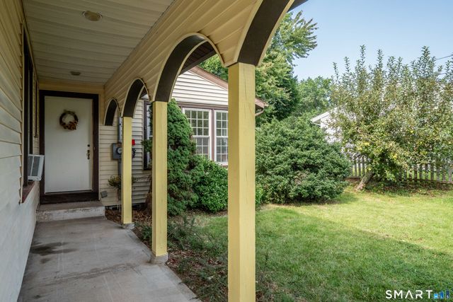 52 Greenhouse Boulevard, West Hartford, CT 06110