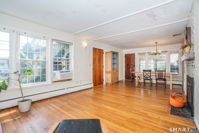 52 Greenhouse Boulevard, West Hartford, CT 06110