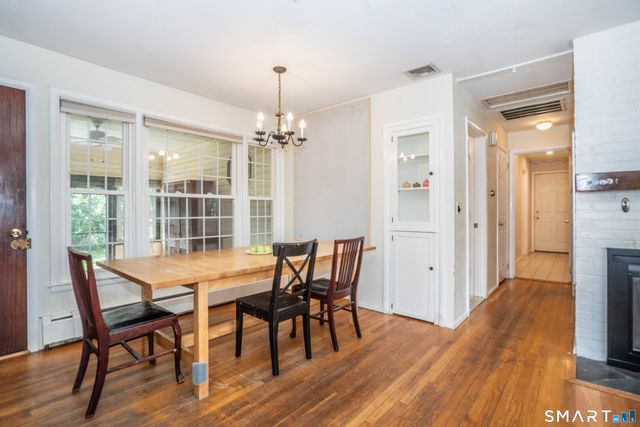 52 Greenhouse Boulevard, West Hartford, CT 06110