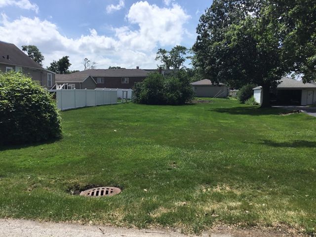 11832 S La Crosse Avenue, Alsip, IL 60803