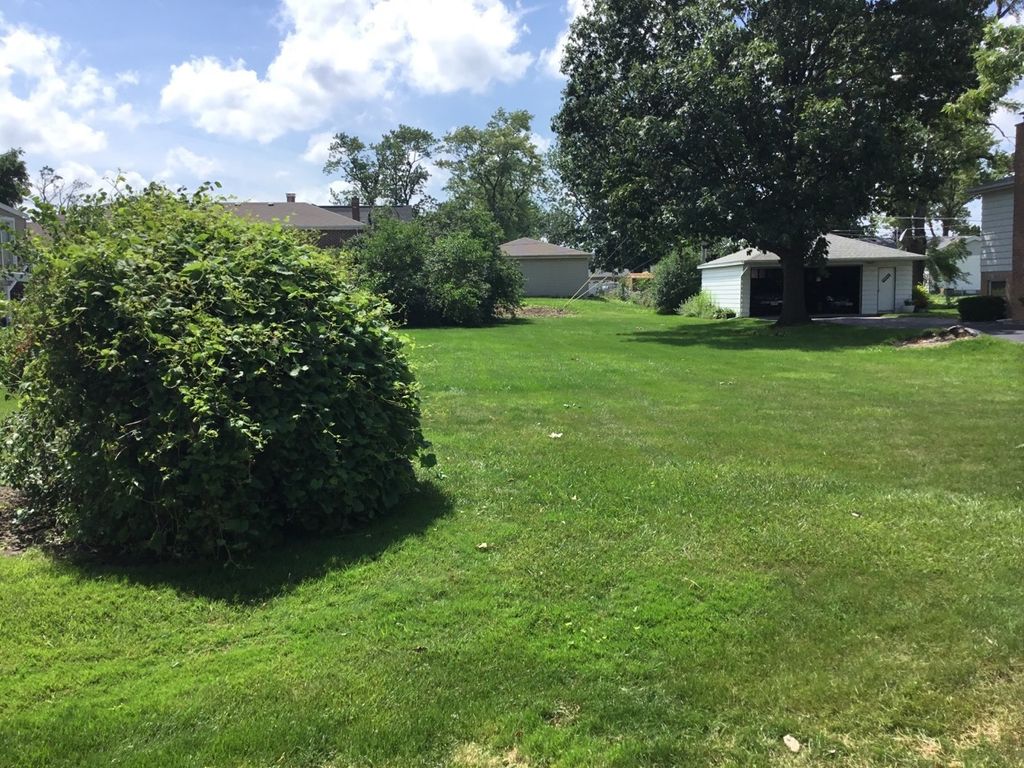 11832 S La Crosse Avenue, Alsip, IL 60803