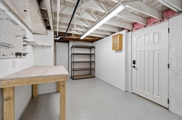 472 Summer St, Abington, MA 02351