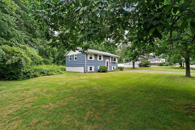 472 Summer St, Abington, MA 02351