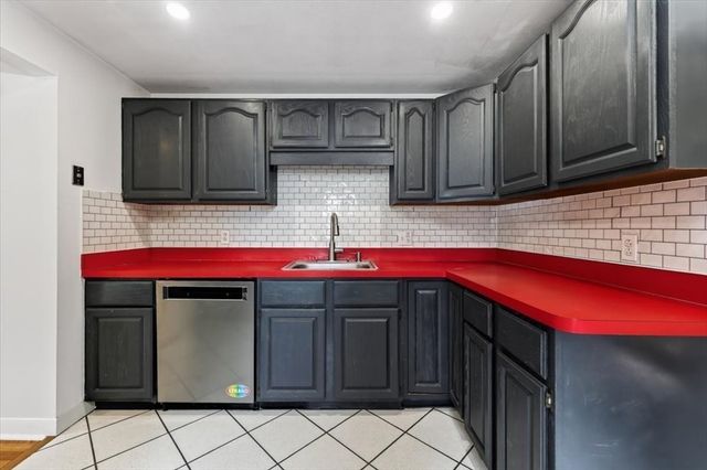 472 Summer St, Abington, MA 02351