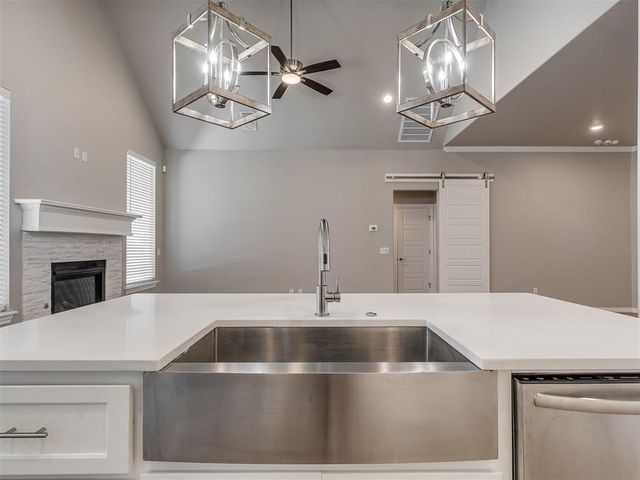 800 Bison Crossing Drive, Yukon, OK 73099