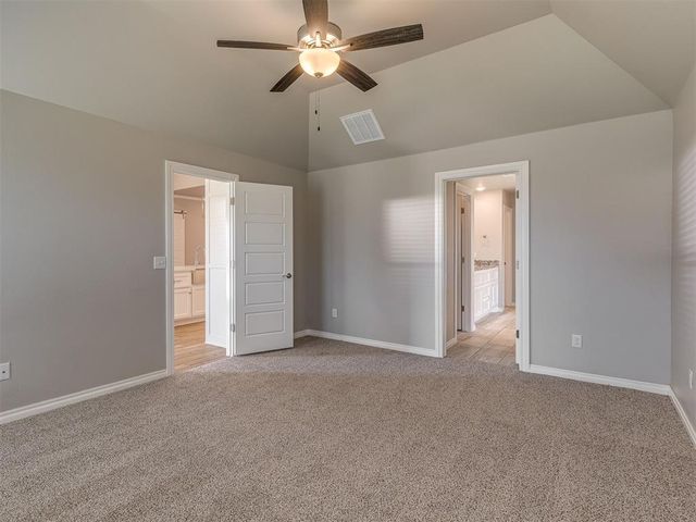 800 Bison Crossing Drive, Yukon, OK 73099