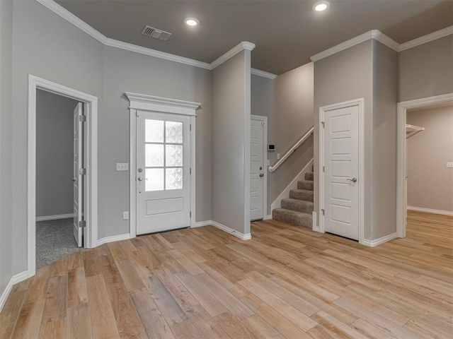 800 Bison Crossing Drive, Yukon, OK 73099