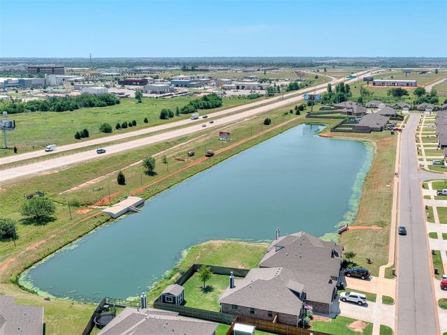 800 Bison Crossing Drive, Yukon, OK 73099