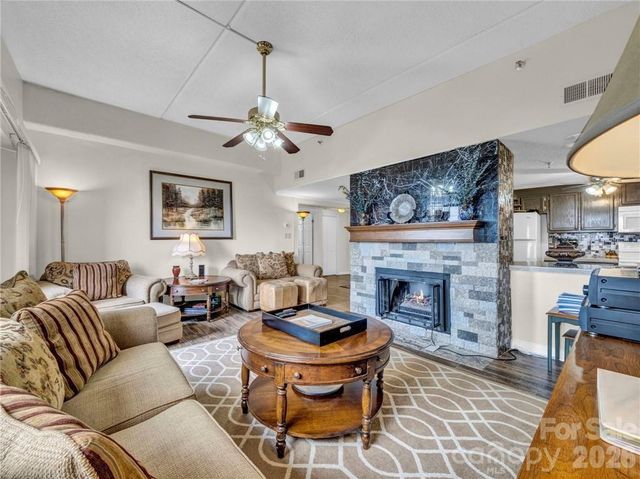 303 Sugar Top Drive 2816, Sugar Mountain, NC 28604