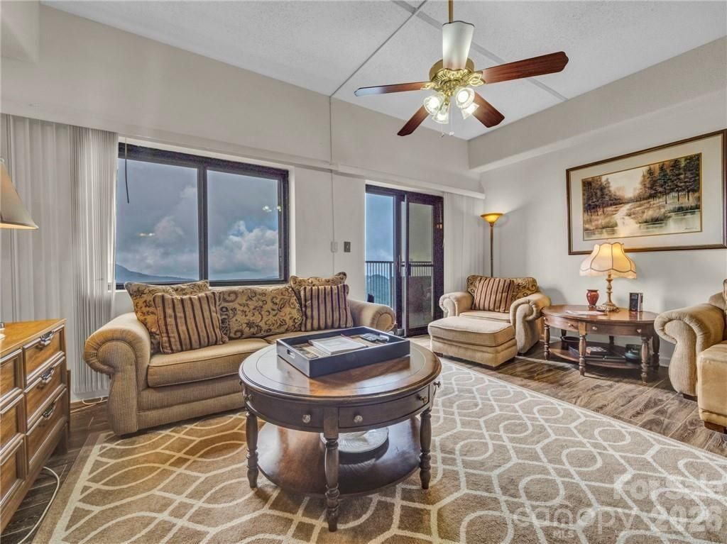 303 Sugar Top Drive 2816, Sugar Mountain, NC 28604