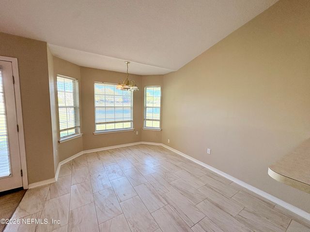 15677 MOSS HOLLOW Drive, Jacksonville, FL 32218