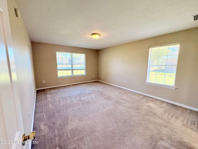 15677 MOSS HOLLOW Drive, Jacksonville, FL 32218