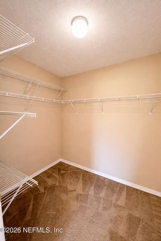 15677 MOSS HOLLOW Drive, Jacksonville, FL 32218