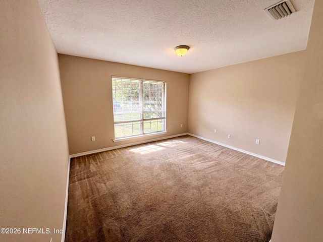 15677 MOSS HOLLOW Drive, Jacksonville, FL 32218