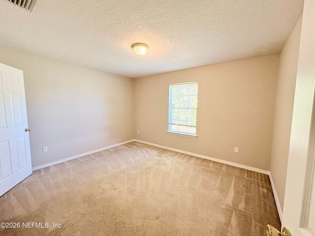 15677 MOSS HOLLOW Drive, Jacksonville, FL 32218