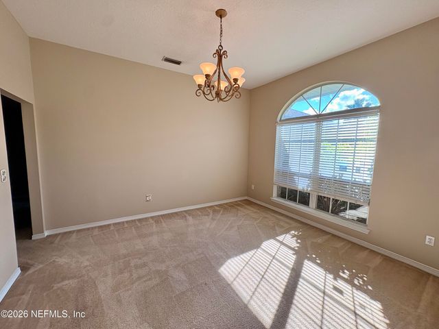 15677 MOSS HOLLOW Drive, Jacksonville, FL 32218