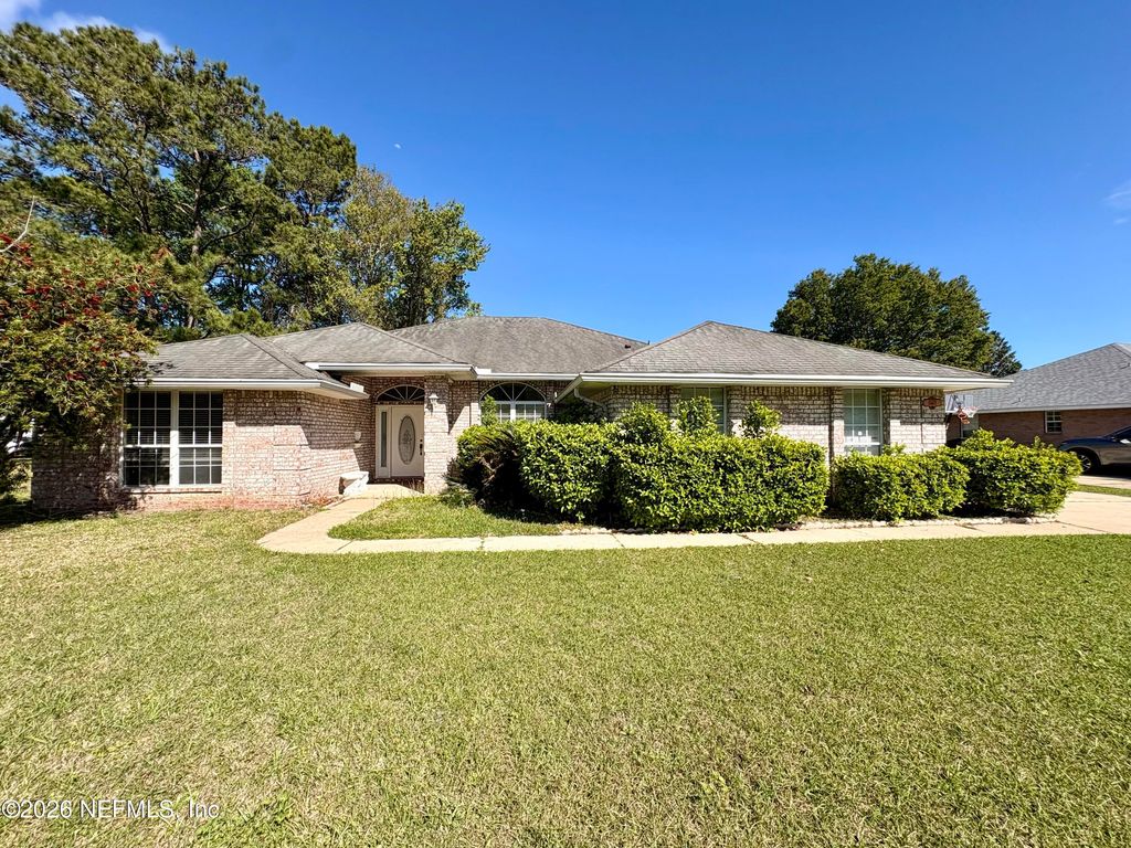 15677 MOSS HOLLOW Drive, Jacksonville, FL 32218