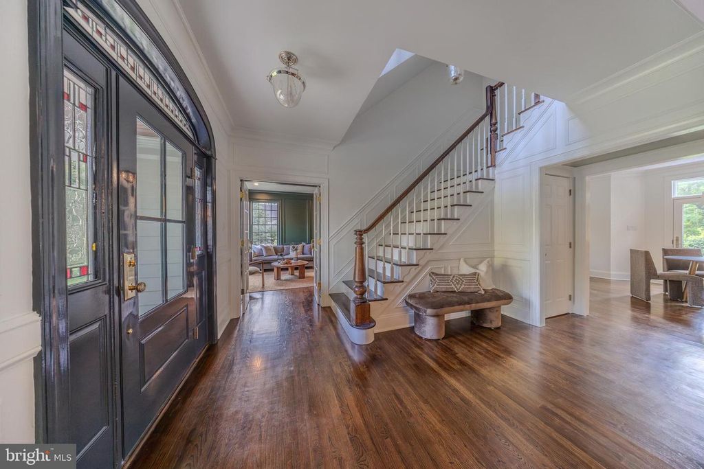 31 E ELM AVE, HADDONFIELD, NJ 08033 — photo 2