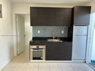 301 9th Street 1, Hallandale Beach, FL 33009