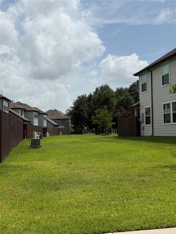 5504 Hyde Park Drive, Pasadena, TX 77505