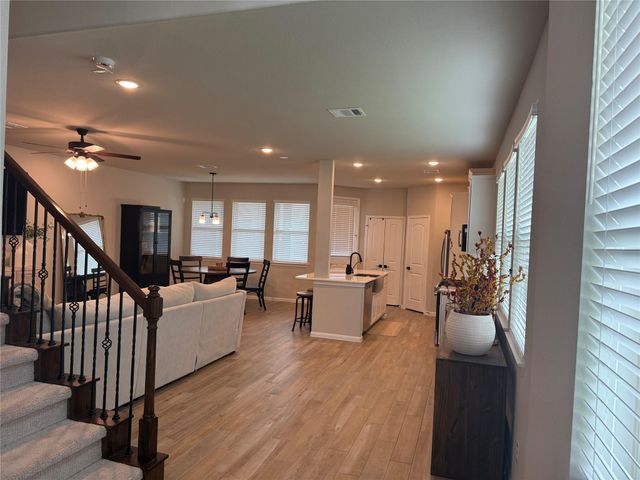 5504 Hyde Park Drive, Pasadena, TX 77505