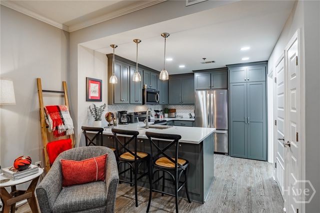 250 Broad Street W 811, Athens, GA 30601