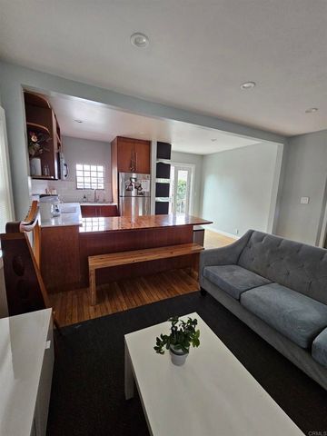 4627 Dwight Street, San Diego, CA 92105