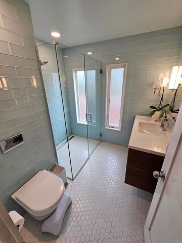 4627 Dwight Street, San Diego, CA 92105