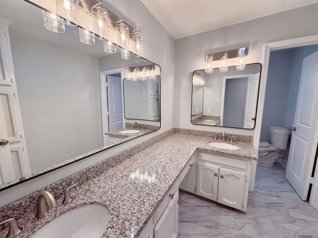 1777 Rue Desiree, Baton Rouge, LA 70810