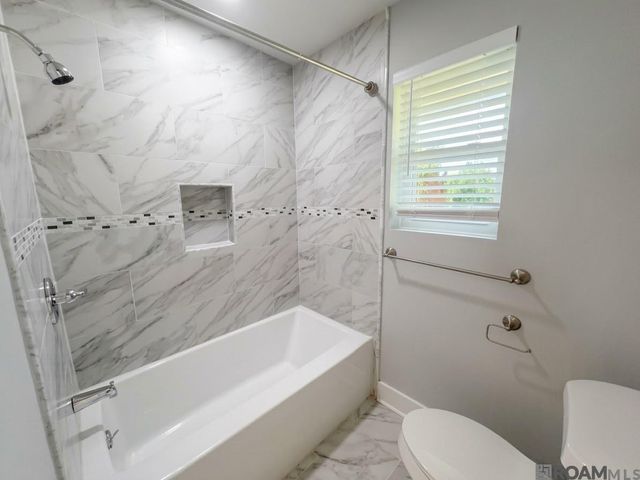 1777 Rue Desiree, Baton Rouge, LA 70810