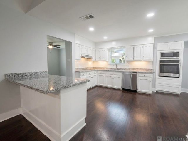 1777 Rue Desiree, Baton Rouge, LA 70810