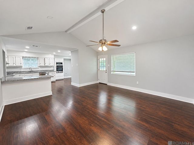 1777 Rue Desiree, Baton Rouge, LA 70810