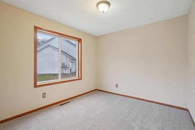 577 Eagle Ridge Road, Woodbury, MN 55125