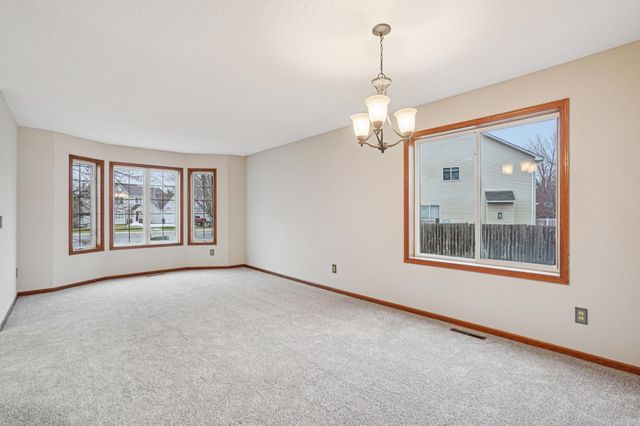 577 Eagle Ridge Road, Woodbury, MN 55125