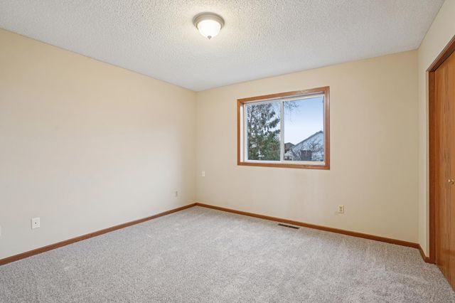 577 Eagle Ridge Road, Woodbury, MN 55125