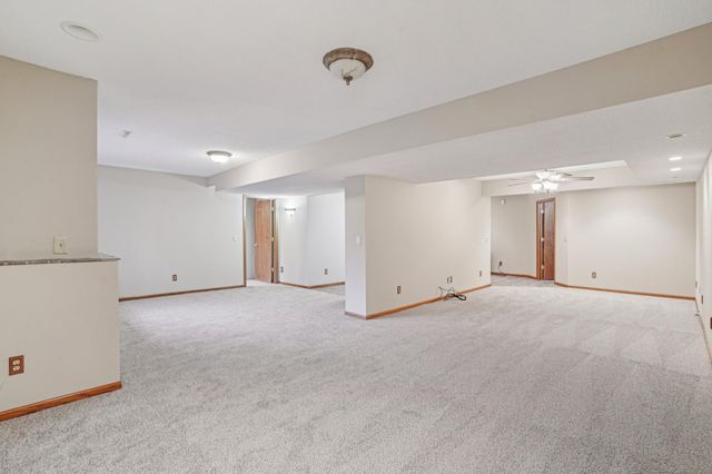 577 Eagle Ridge Road, Woodbury, MN 55125