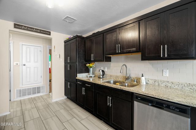 13948 Garforth Avenue, Horizon City, TX 79928