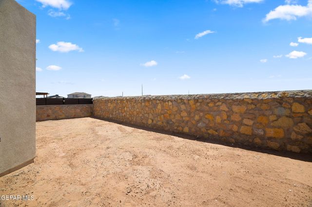 13948 Garforth Avenue, Horizon City, TX 79928