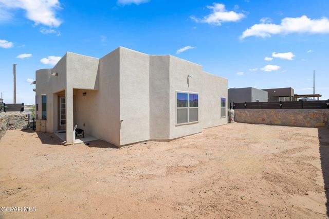 13948 Garforth Avenue, Horizon City, TX 79928