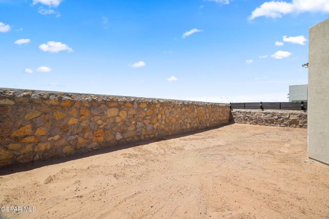 13948 Garforth Avenue, Horizon City, TX 79928