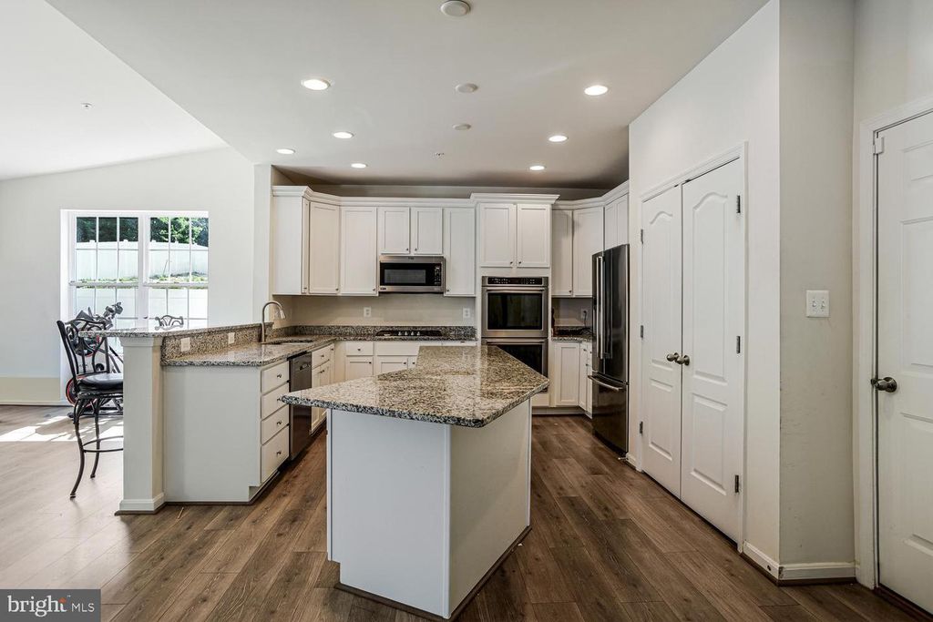 Image 19 of property listing at 2950 KNIGHT CT, Bryans Road, MD 20616