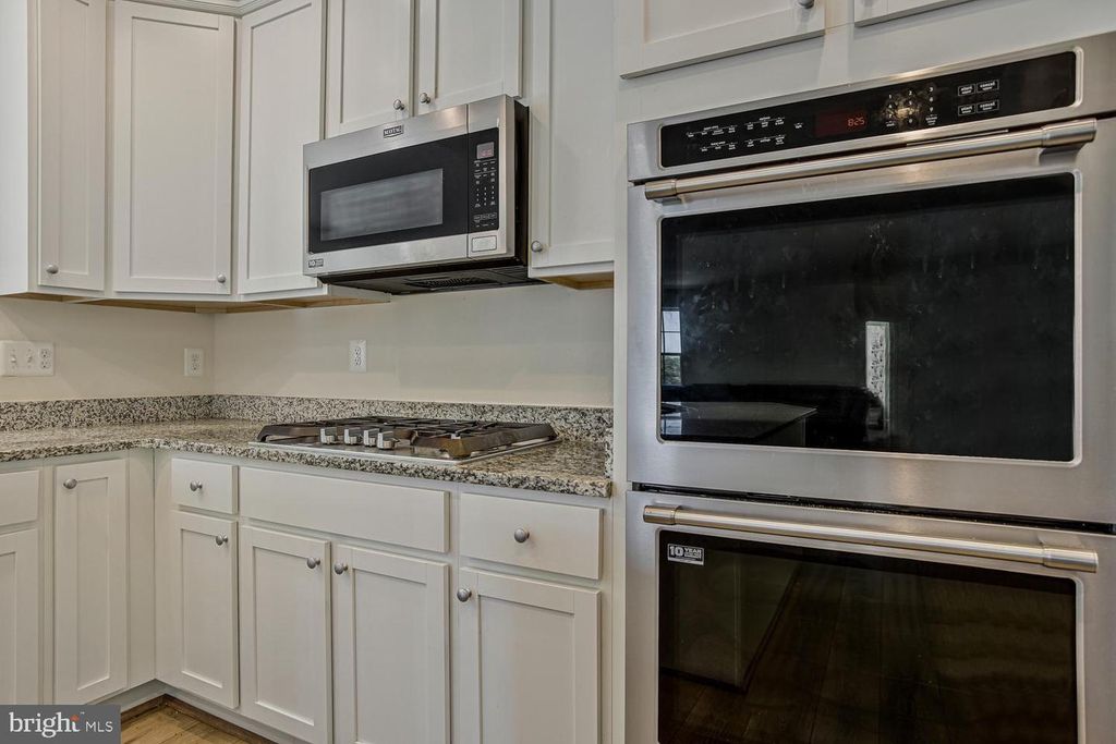 Image 20 of property listing at 2950 KNIGHT CT, Bryans Road, MD 20616