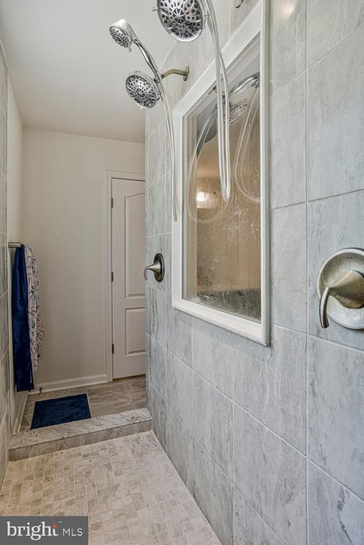 Image 32 of property listing at 2950 KNIGHT CT, Bryans Road, MD 20616